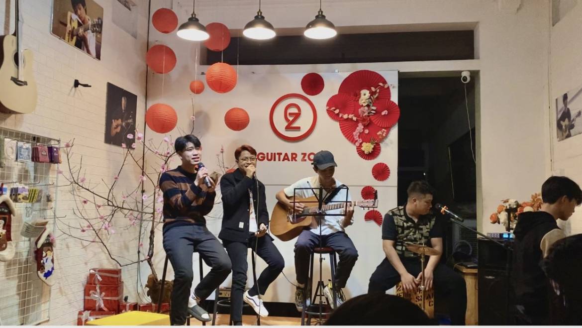 Guitar Zone Open Mic