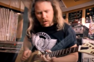 Metallica ghi điểm số đầu tiên trong Câu lạc bộ tỷ view của YouTube
